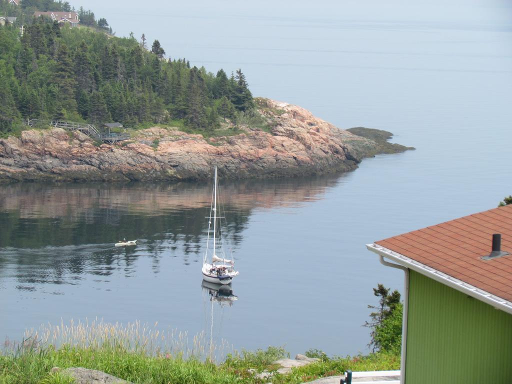 Les Chalets Au Bord De La Mer Les Escoumins Esterno foto